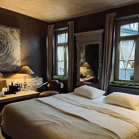 Edouard Garden Cafe Guest Room ดูร์บี ภายนอก รูปภาพ
