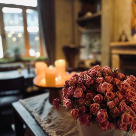 Edouard Garden Cafe Guest Room ดูร์บี ภายนอก รูปภาพ