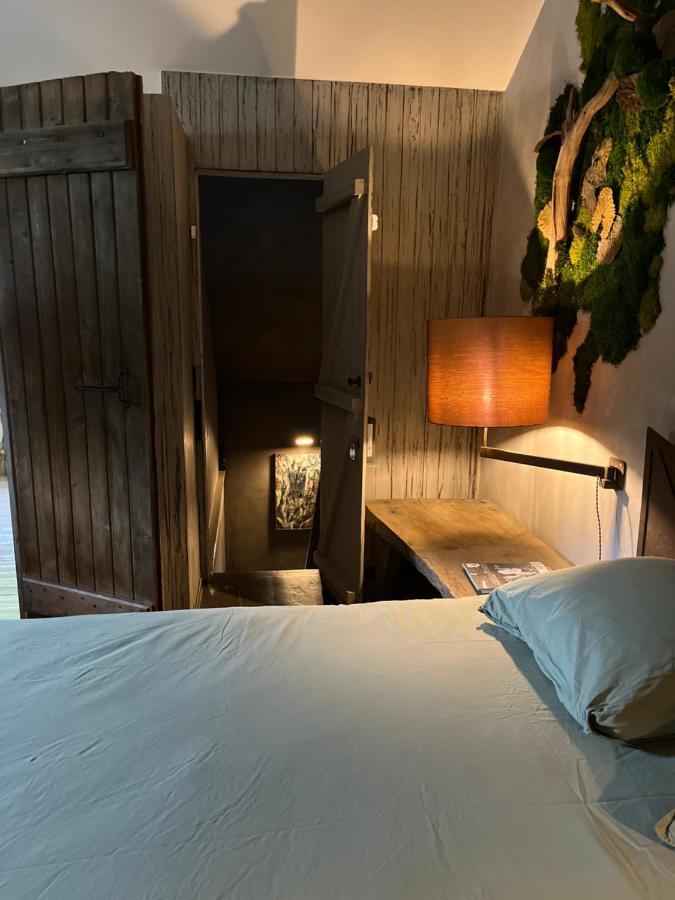 Edouard Garden Cafe Guest Room ดูร์บี ภายนอก รูปภาพ