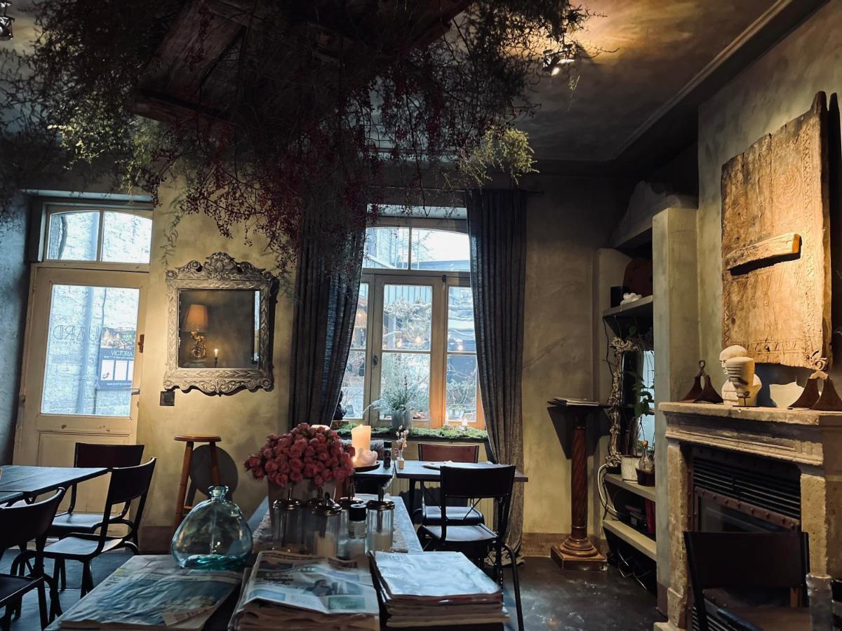 Edouard Garden Cafe Guest Room ดูร์บี ภายนอก รูปภาพ